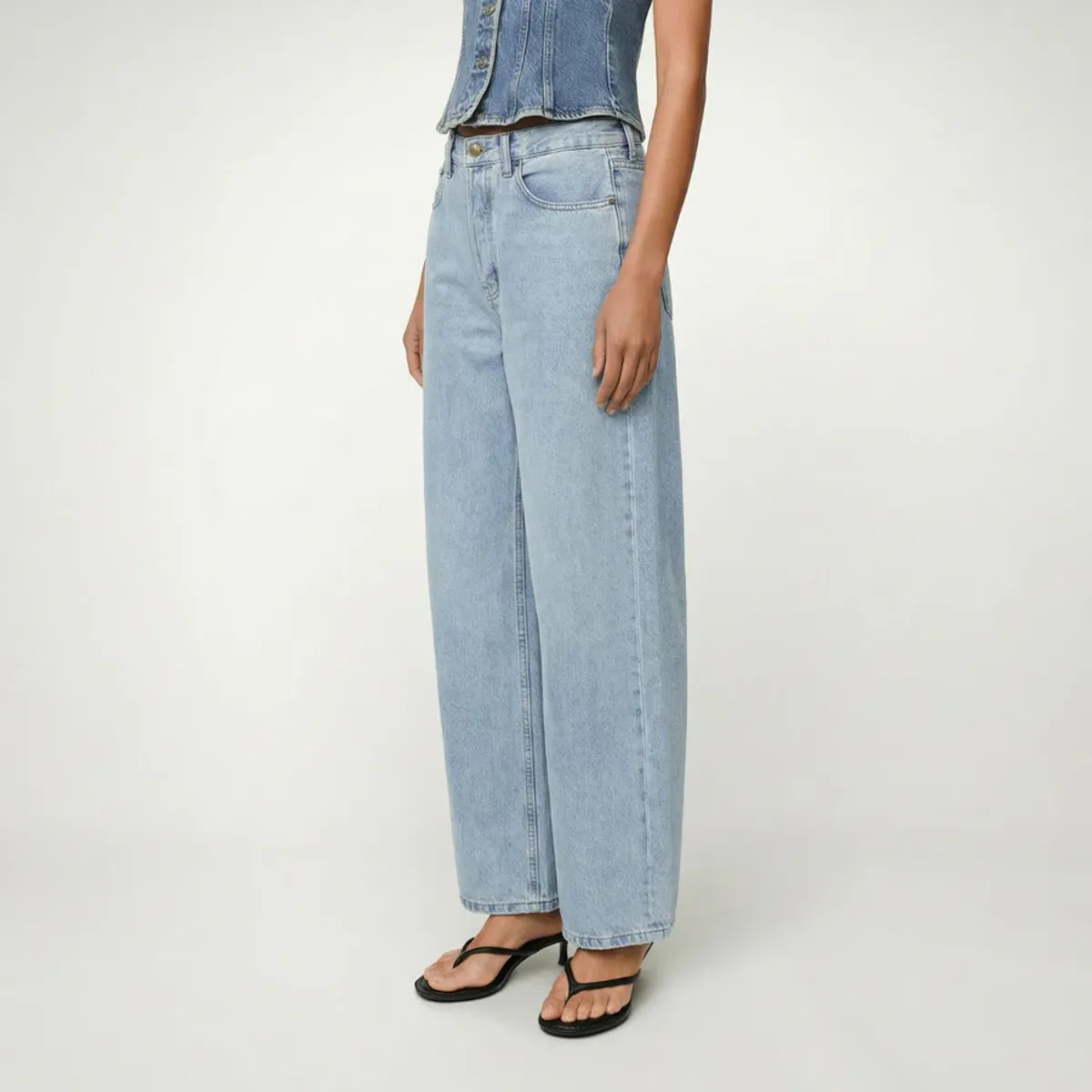 Lois Dali Jeans Wilson Summer 
