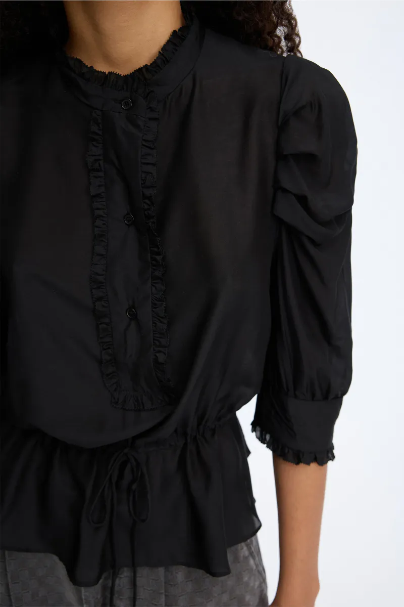 Munthe Vastu Top Black 