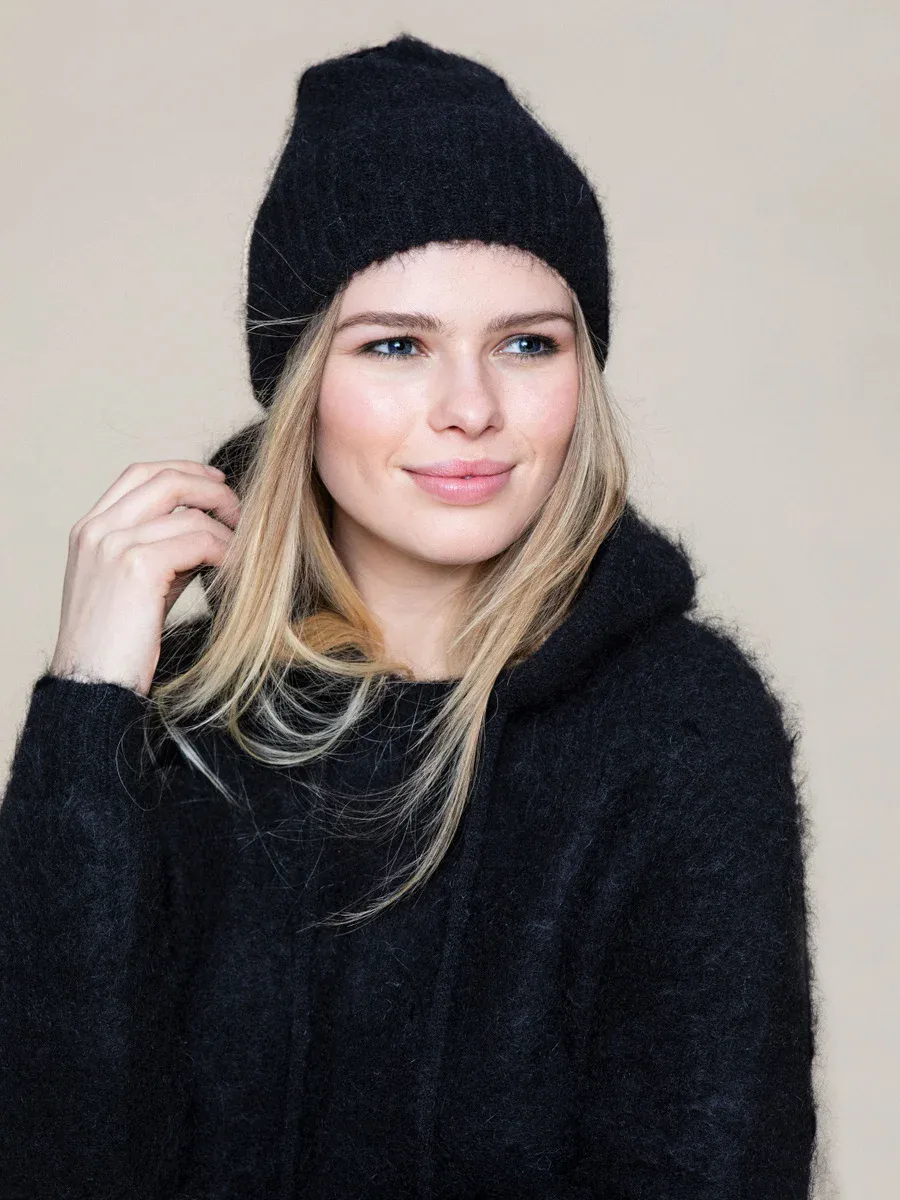 Ella and il Silje Hat Black