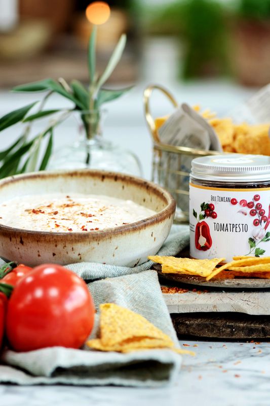 Fru Timian Tomatpesto