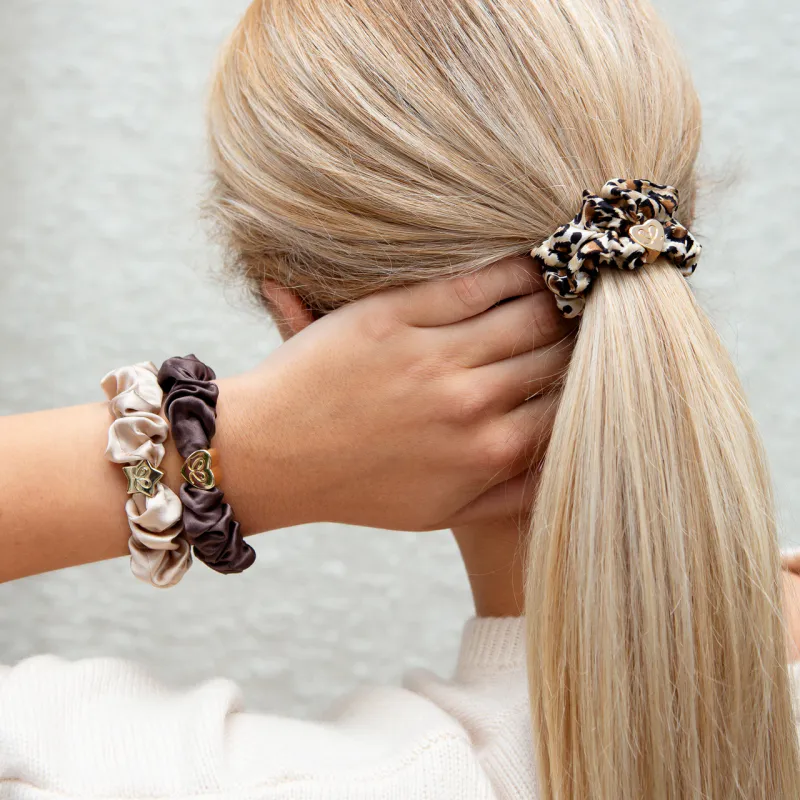 By Eloise Scrunchie/Armbånd Silk Leopard